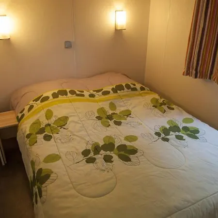 Κάμπινγκ Mobil A Avec Terrasse - Api-1-52-671 *