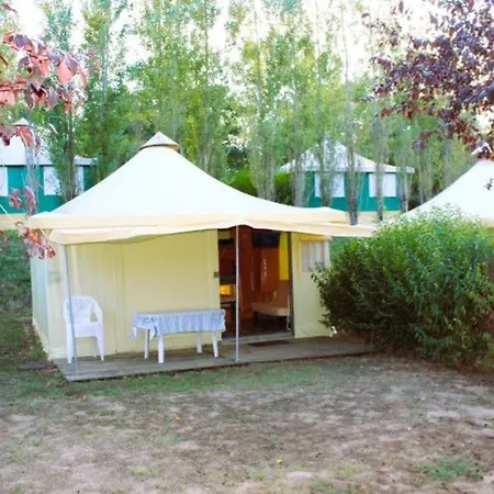 Mobil à Avec Terrasse - Api-1-52-671 Parque de Campismo