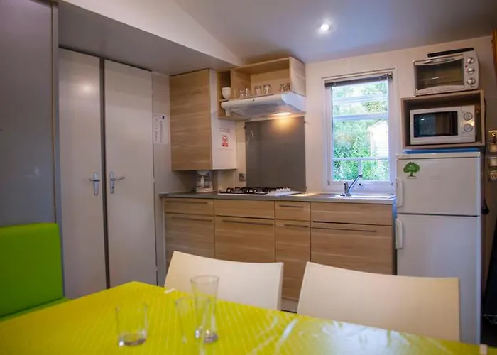 Mobil A Avec Terrasse - Api-1-52-671 Κάμπινγκ *