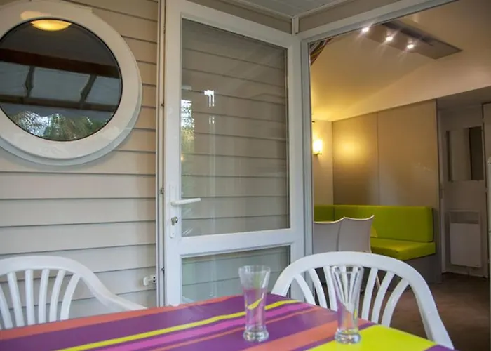 Mobil A Avec Terrasse - Api-1-52-671 *